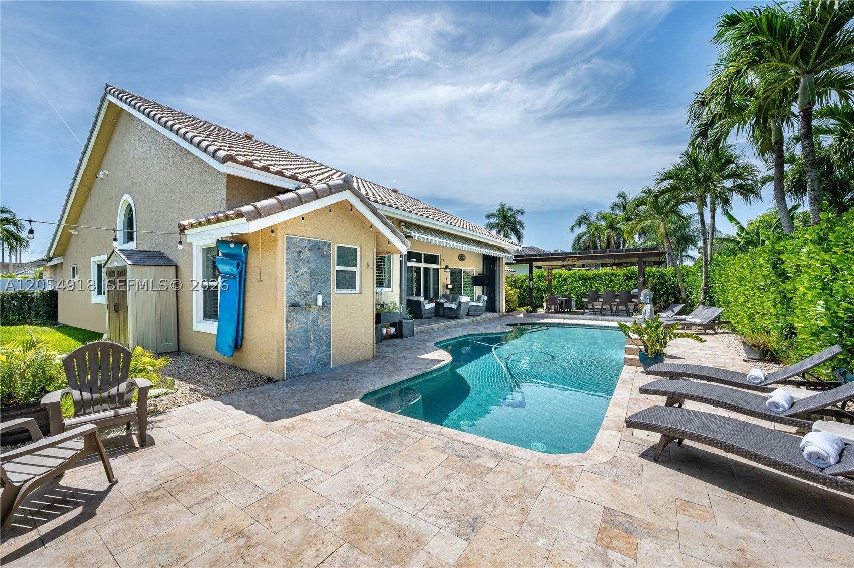 1551 SW 52nd Ter