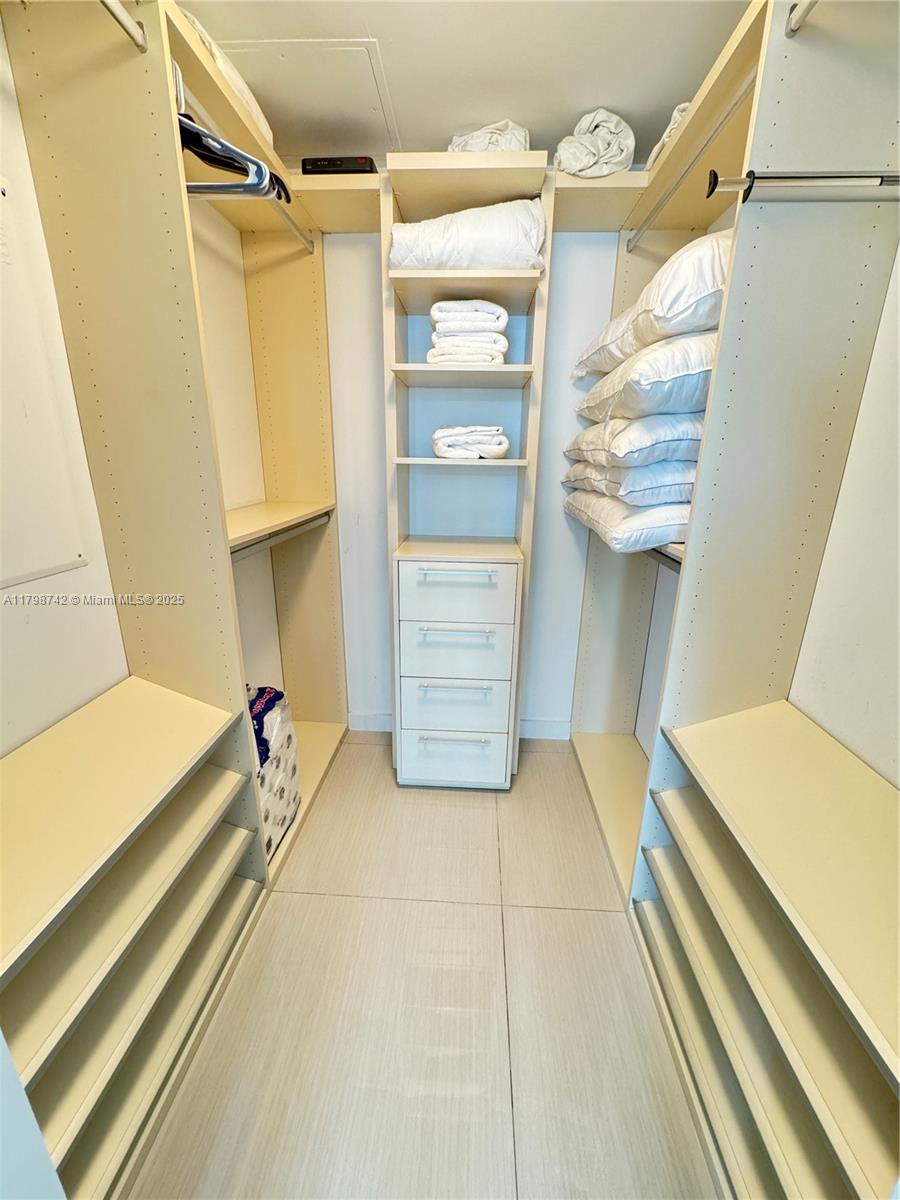 1300 S MIAMI AVENUE CONDO - Residential