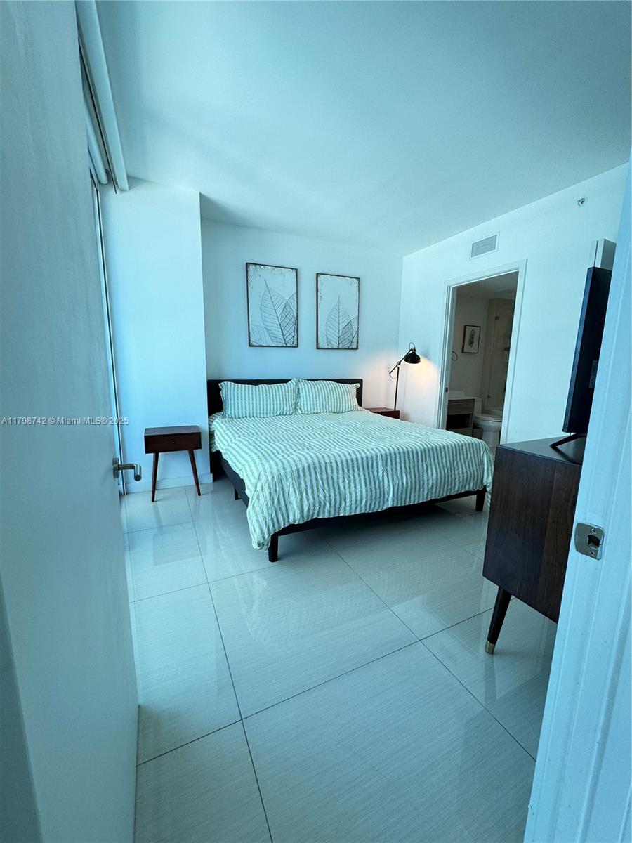 1300 S MIAMI AVENUE CONDO - Residential