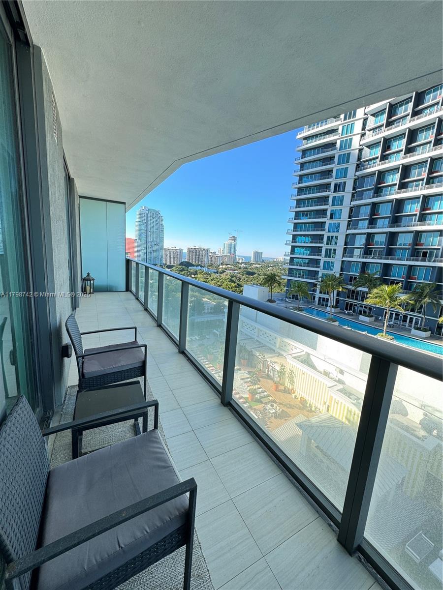 1300 S MIAMI AVENUE CONDO - Residential