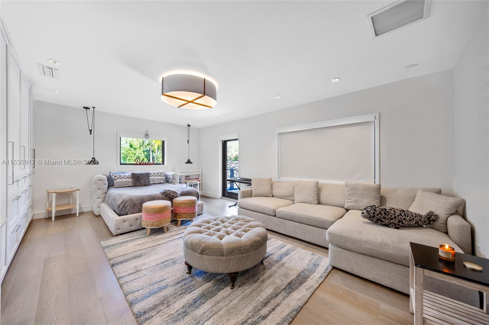 SNAPPER CREEK LAKES SUB - Residential