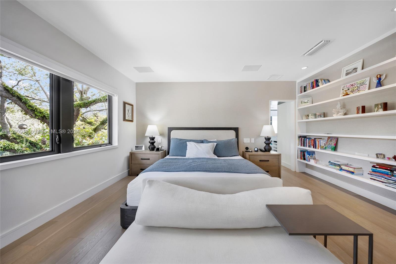 SNAPPER CREEK LAKES SUB - Residential