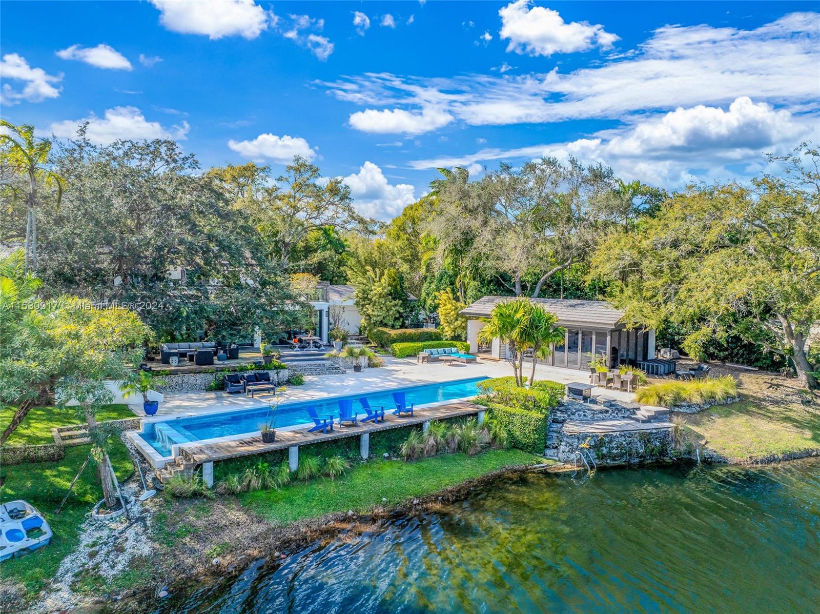 SNAPPER CREEK LAKES SUB - Residential