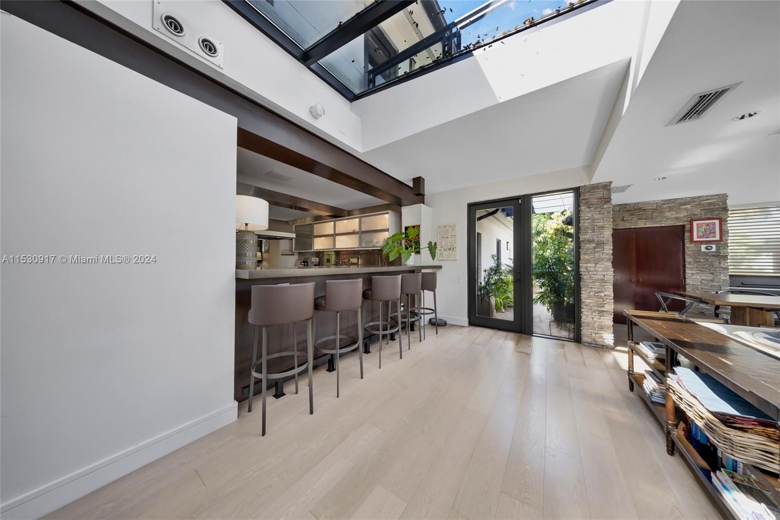 SNAPPER CREEK LAKES SUB - Residential