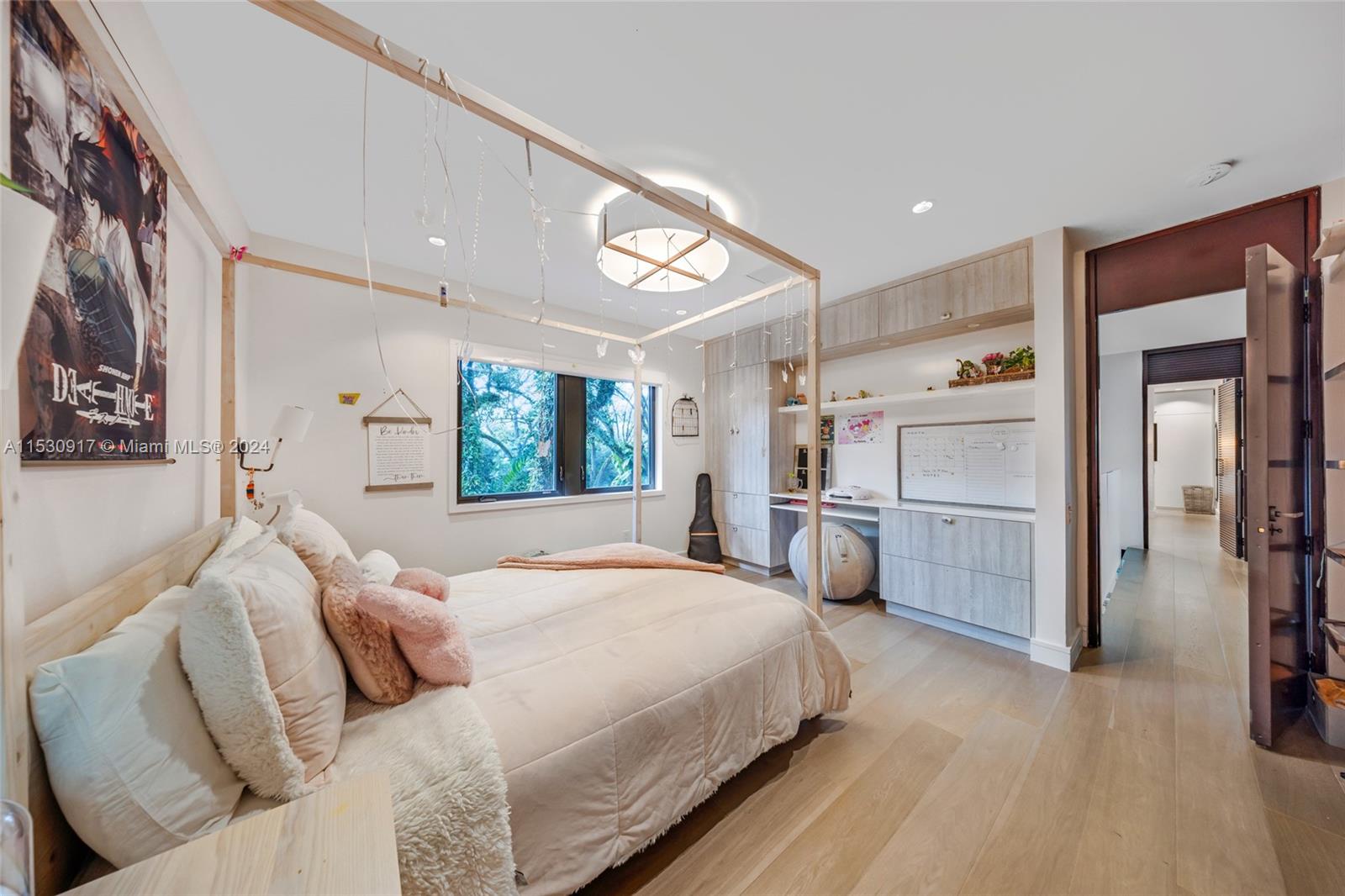 SNAPPER CREEK LAKES SUB - Residential