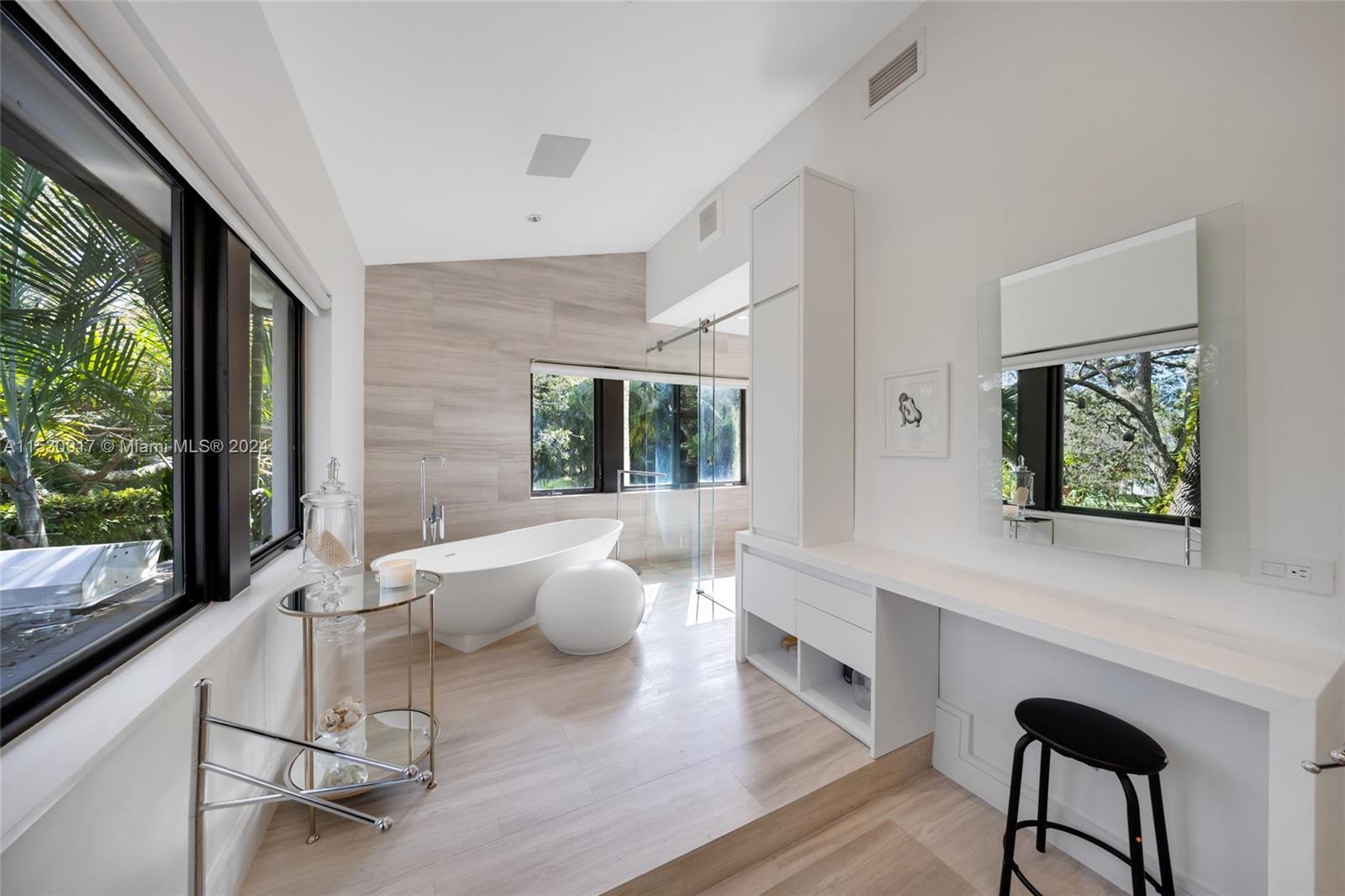 SNAPPER CREEK LAKES SUB - Residential