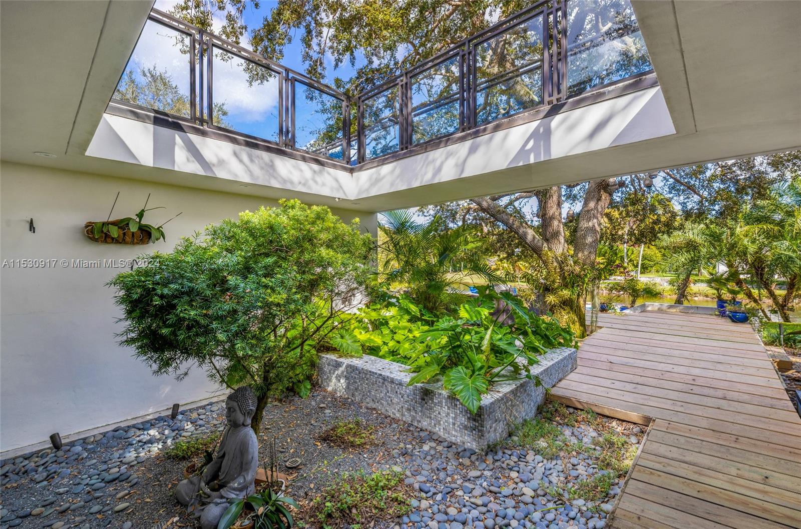 SNAPPER CREEK LAKES SUB - Residential