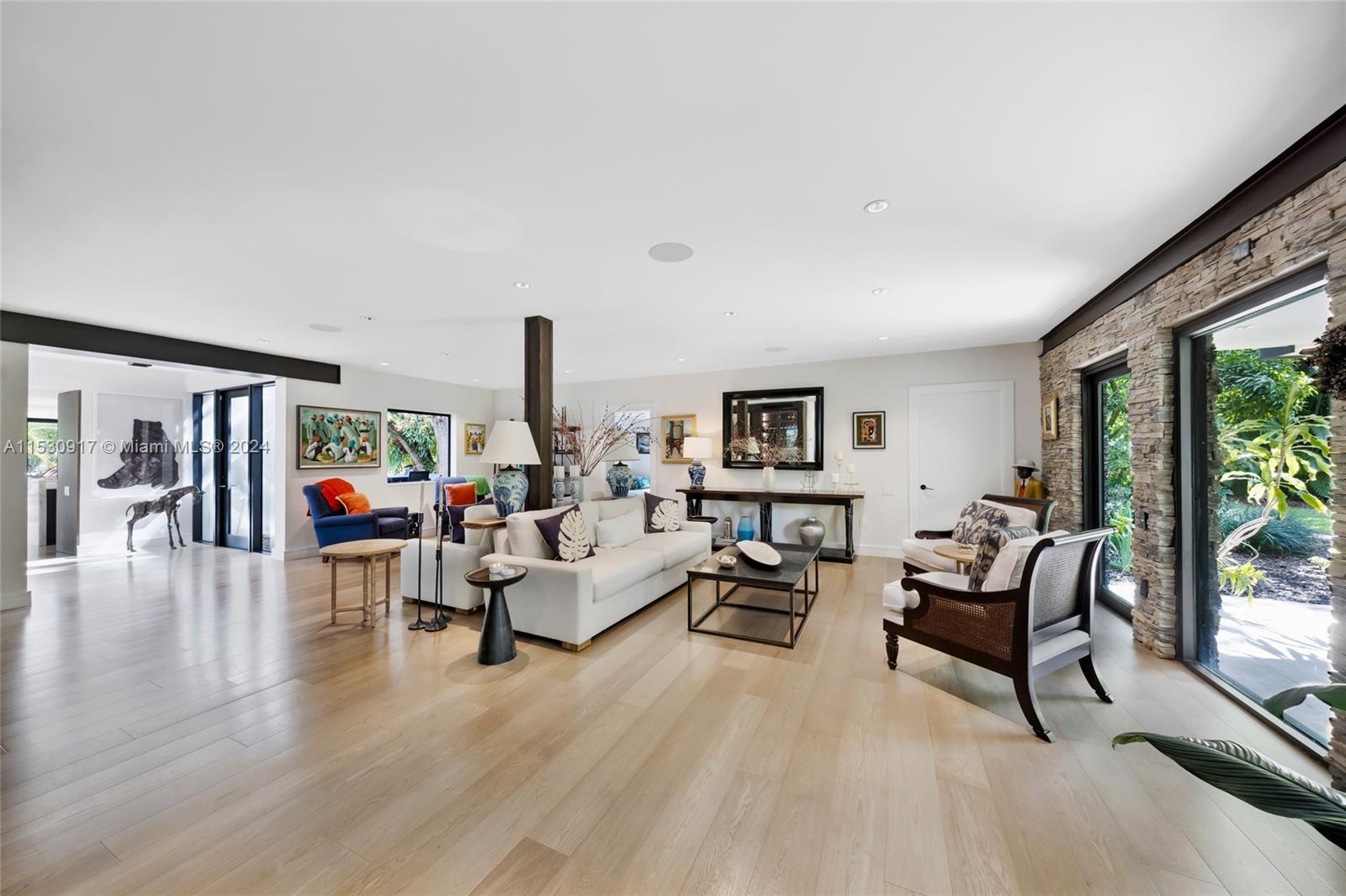 SNAPPER CREEK LAKES SUB - Residential