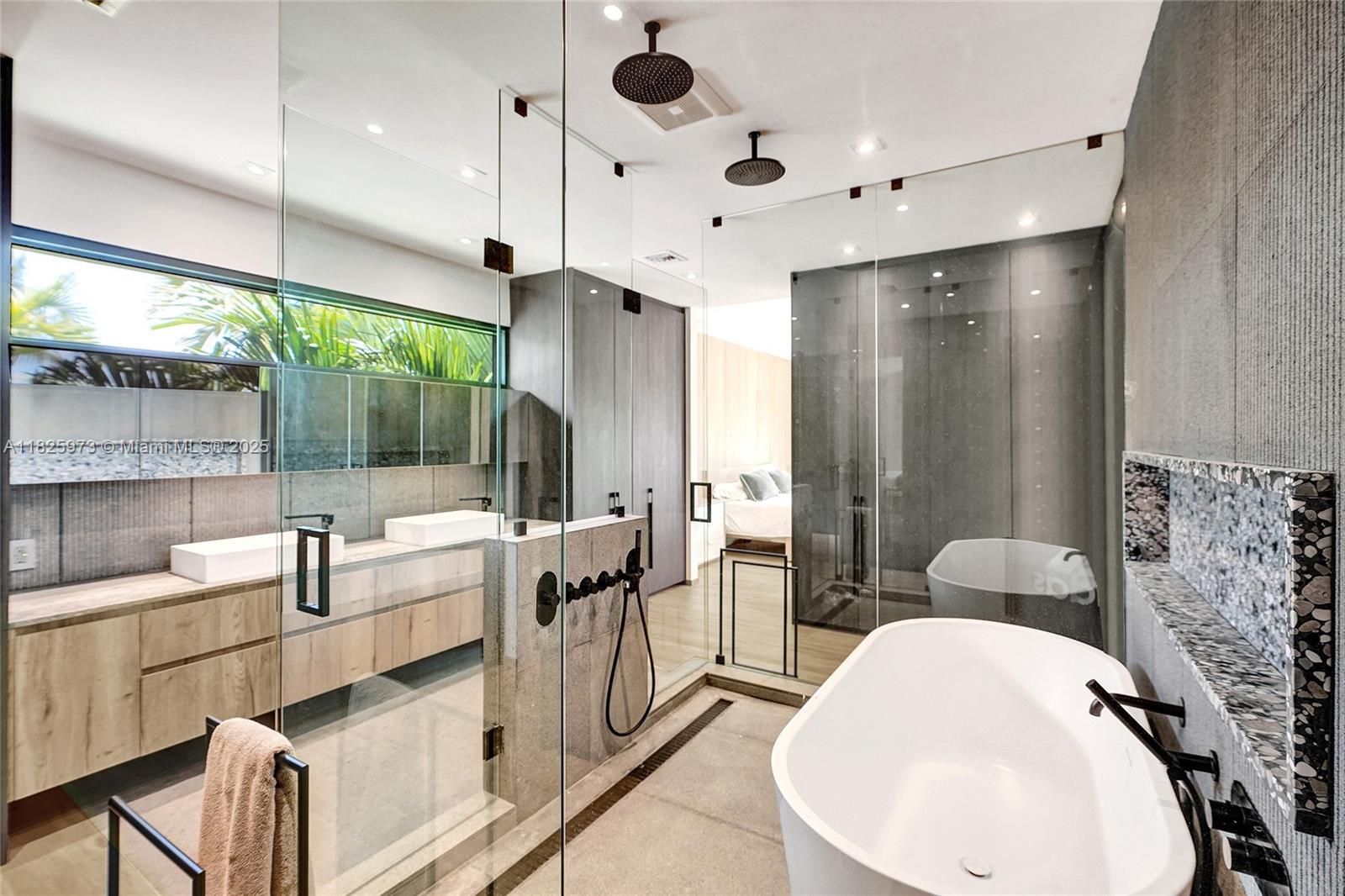 SKY LAKE - Residential