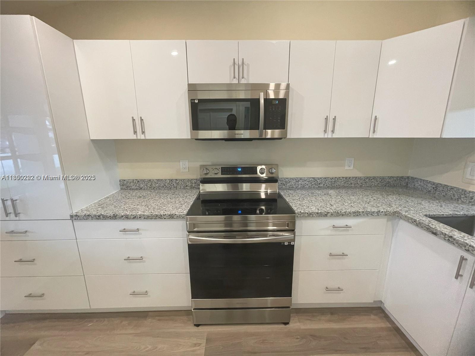 TARTAN COCONUT CREEK PHAS - Residential