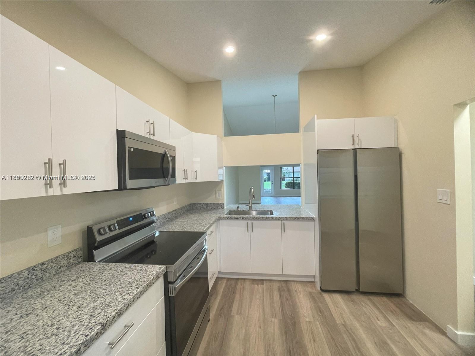 TARTAN COCONUT CREEK PHAS - Residential