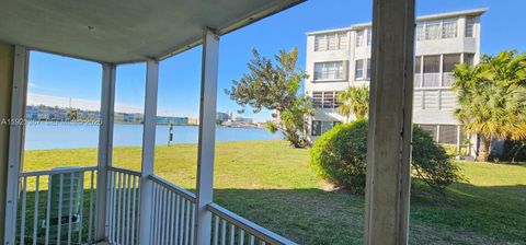 1670 NE 191st St 115-3 Miami FL 33179