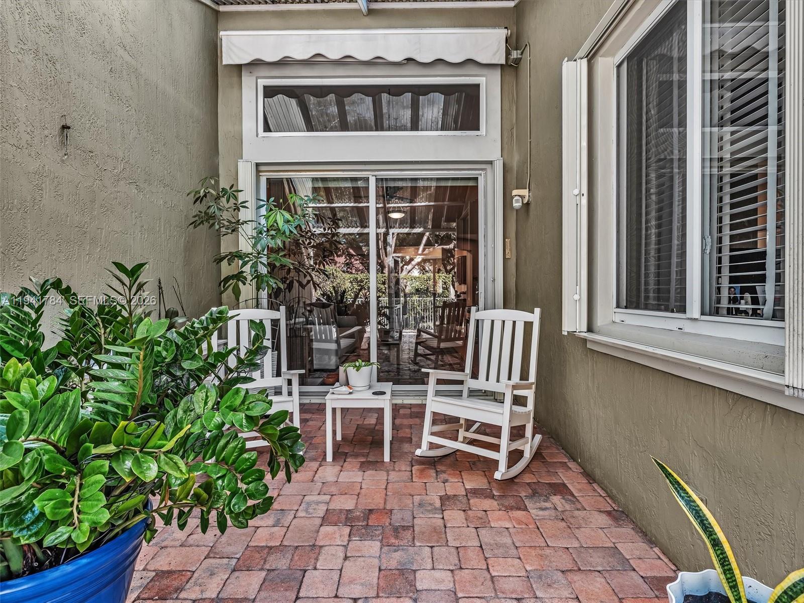 HERON BAY FOUR - Residential