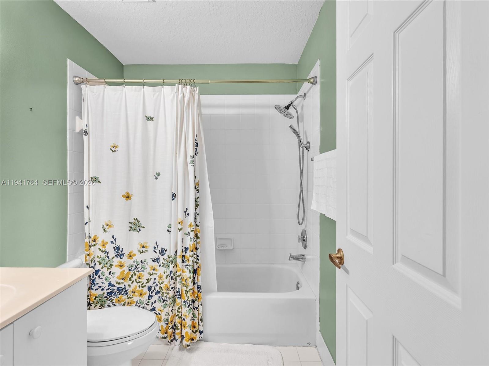 HERON BAY FOUR - Residential