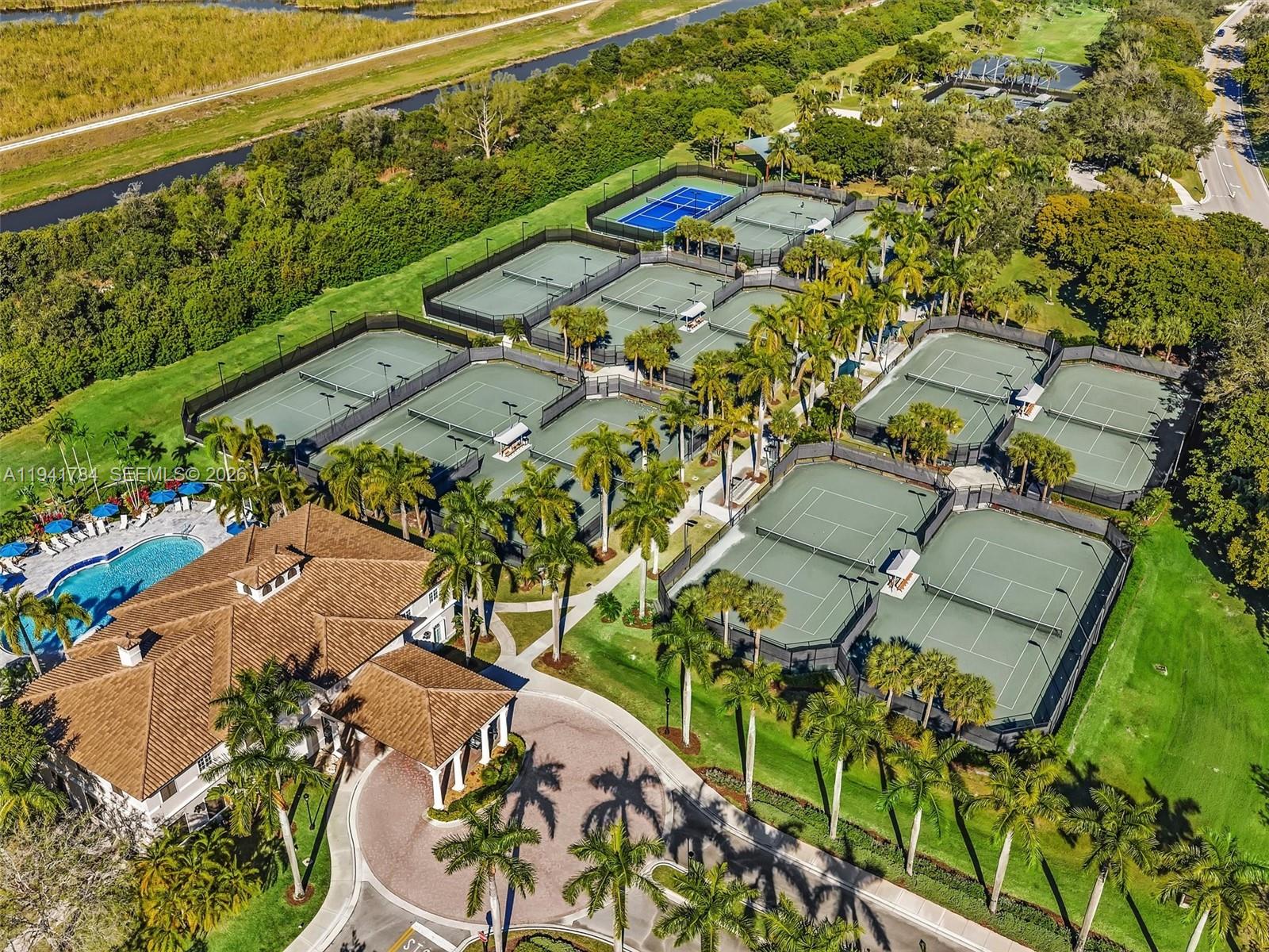 HERON BAY FOUR - Residential