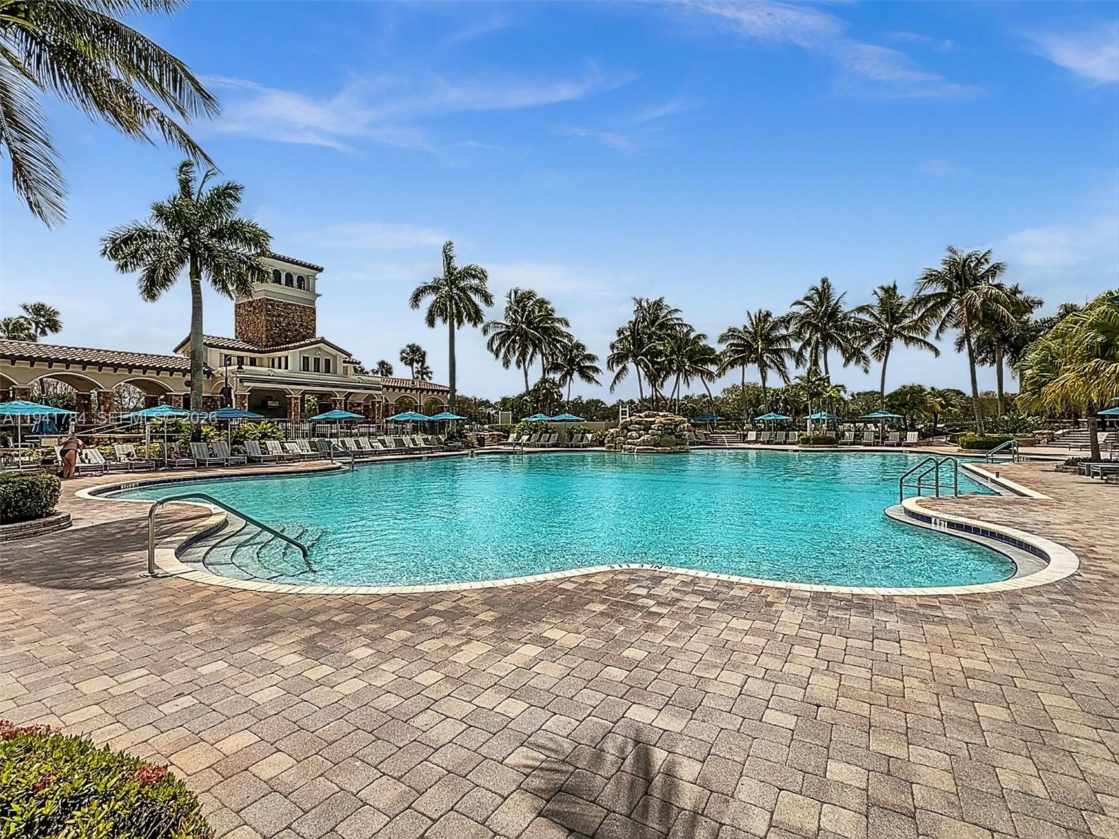 HERON BAY FOUR - Residential