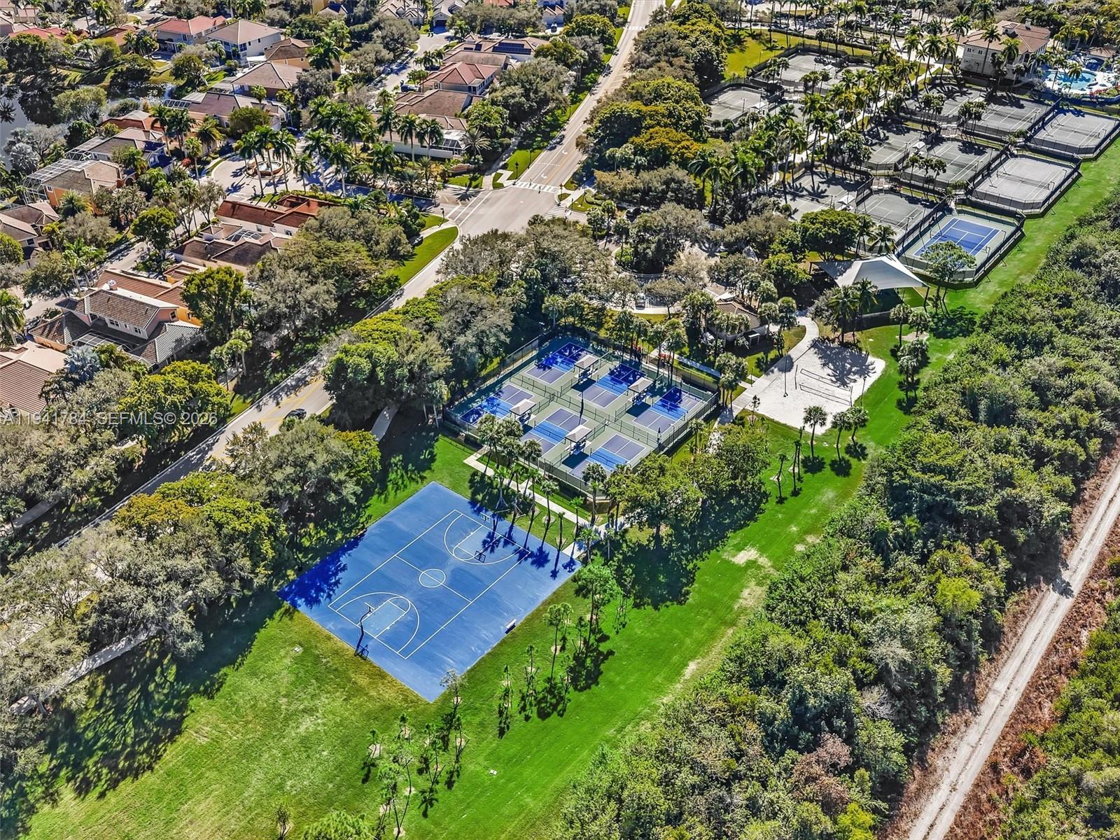 HERON BAY FOUR - Residential