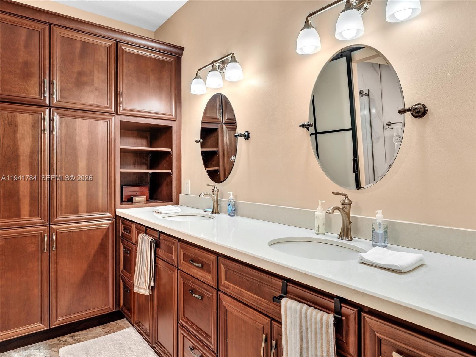 HERON BAY FOUR - Residential