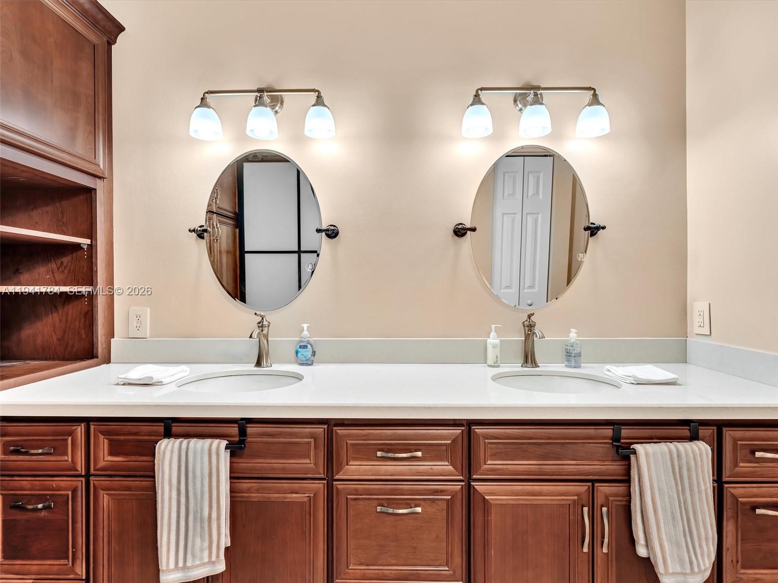 HERON BAY FOUR - Residential