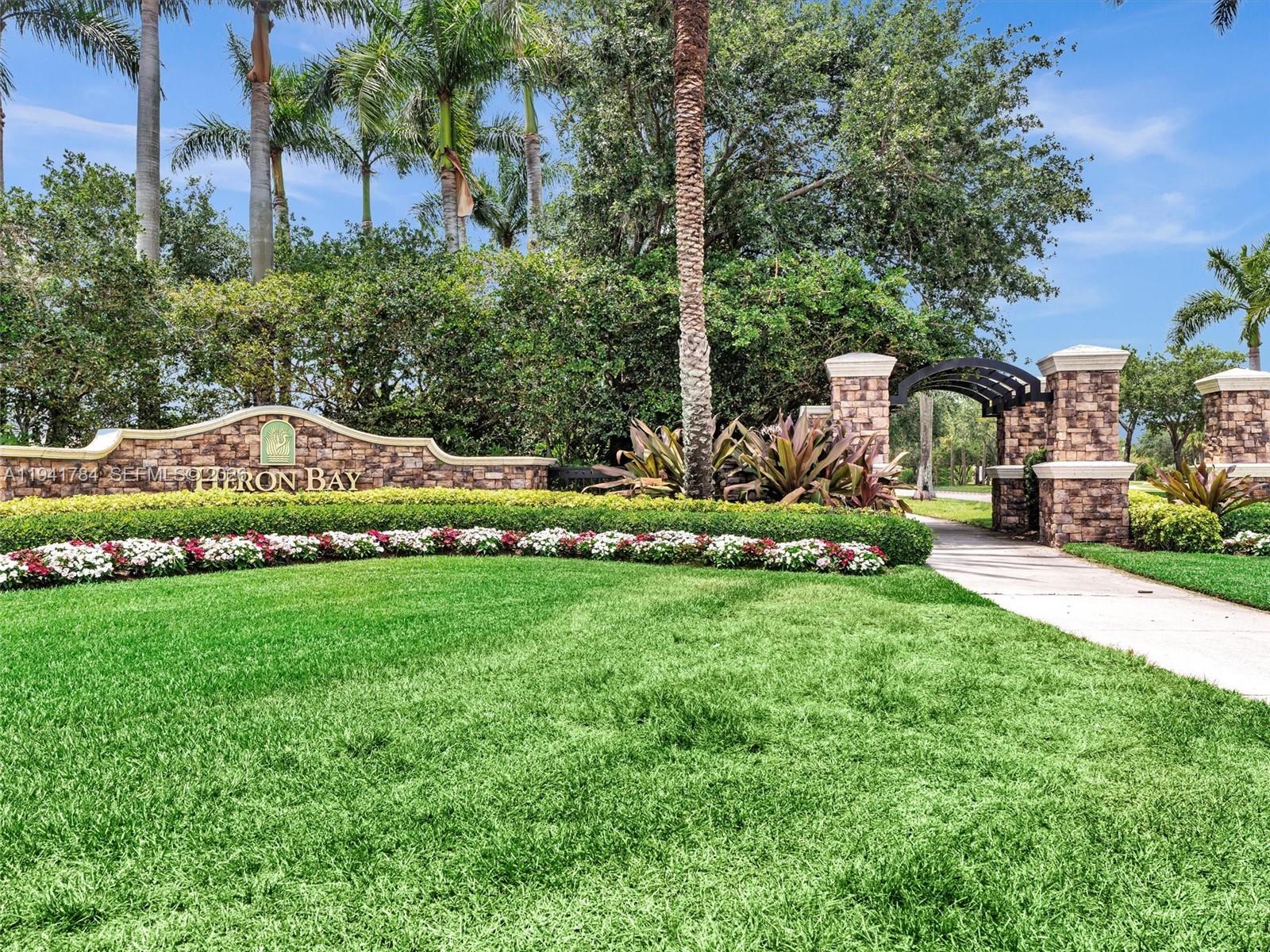 HERON BAY FOUR - Residential