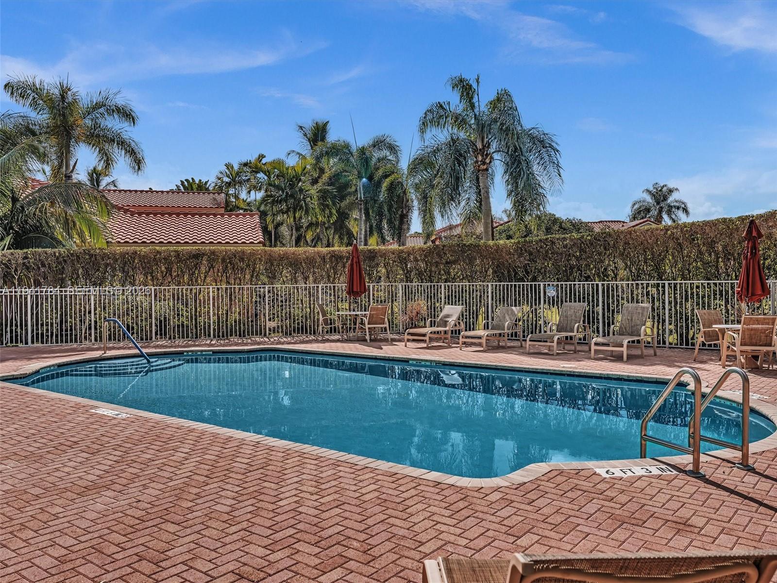 HERON BAY FOUR - Residential