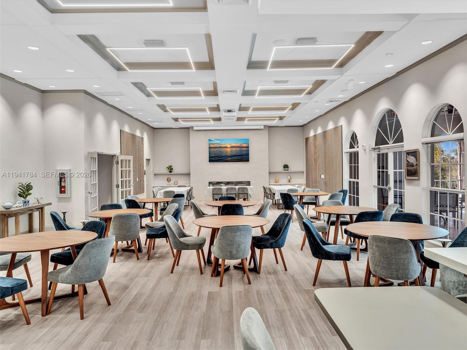 HERON BAY FOUR - Residential