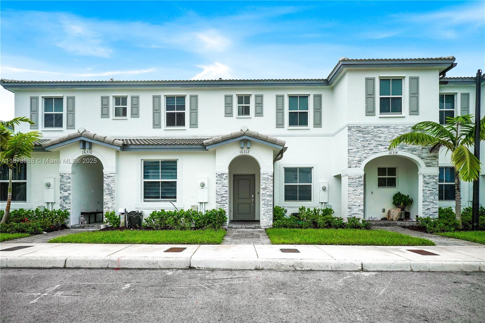LOWEST PRICE IN THE AREA! Step into this modern 3-bedroom, 3-bath townhome built in 2023 at the highly desirable Cedar Pointe community. Designed with comfort and style in mind, the spacious open layout is perfect for today’s lifestyle. Located in the heart of Homestead, you’ll enjoy easy access to schools, shopping, dining, Schnebly’s Winery, Black Point Marina, and the Homestead-Miami Speedway. The community offers a clubhouse, sparkling pool, and children’s tot lot, creating the ideal environment for families and gatherings. This move-in ready home combines modern living with unbeatable value, offering an excellent opportunity for first-time buyers, families, or investors. Don’t miss your chance to own this beautiful townhome in one of Homestead’s most convenient and growing areas!