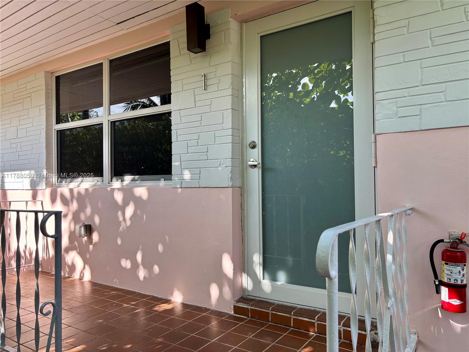 Rental Property at 424 Ne 64th St 1, Miami, Broward County, Florida - Bedrooms: 1 
Bathrooms: 1  - $1,875 MO.