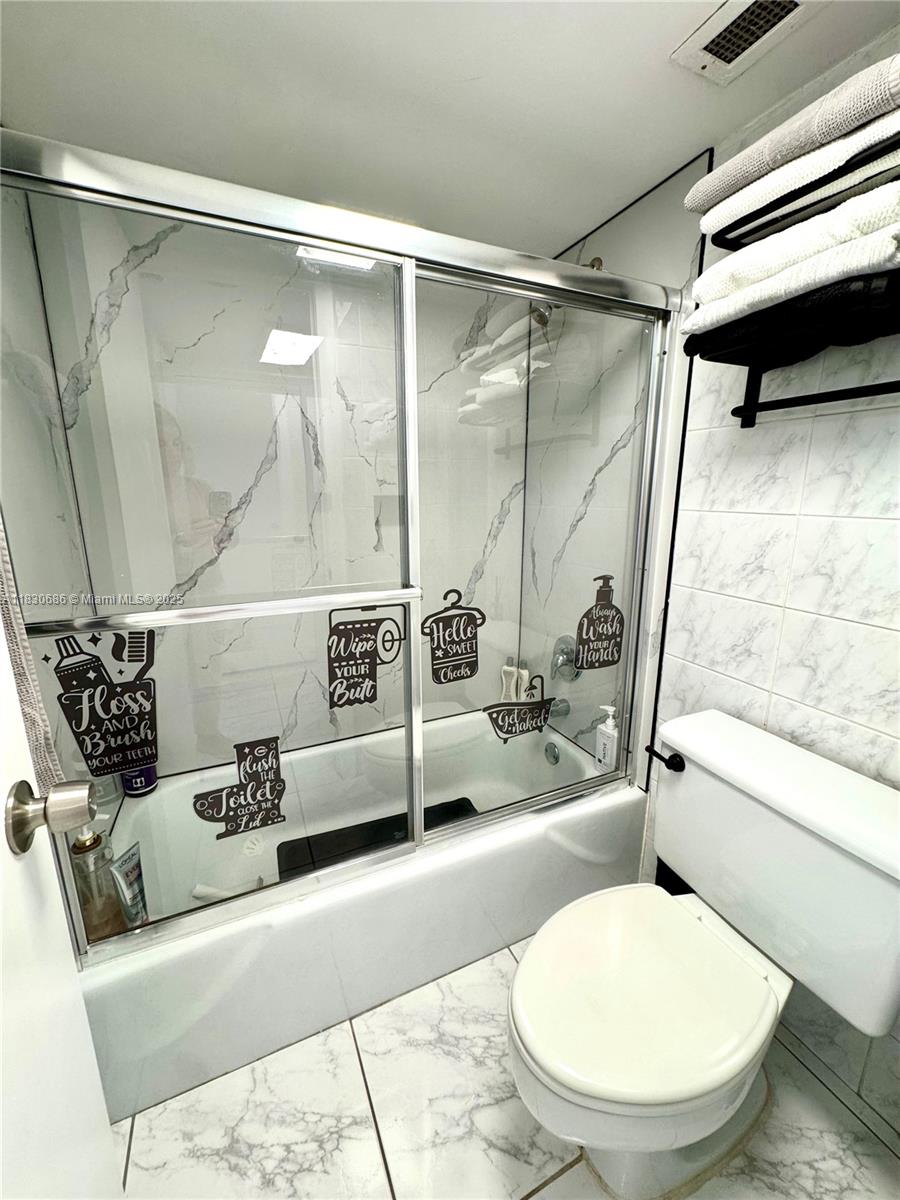 ARLEN HOUSE CONDO - Residential