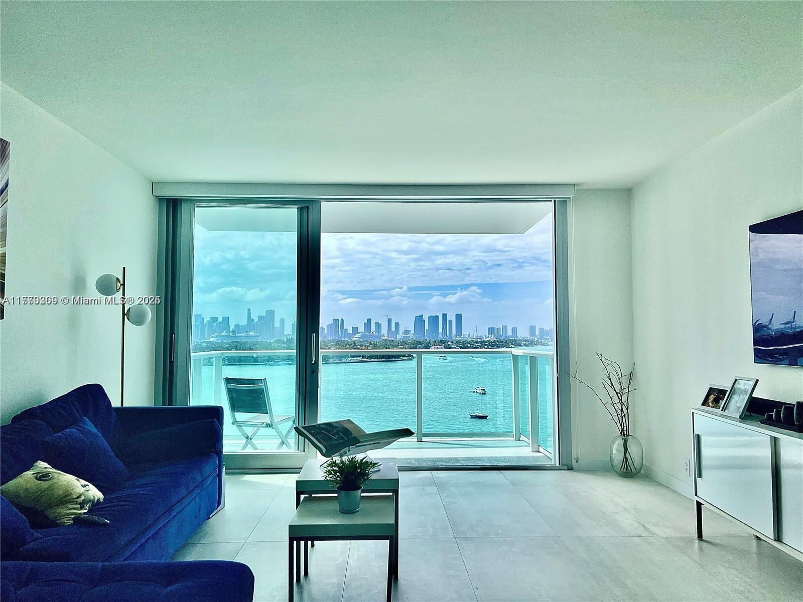 Rental Property at 1000 West Ave 1018, Miami Beach, Miami-Dade County, Florida - Bedrooms: 1 
Bathrooms: 1  - $3,850 MO.
