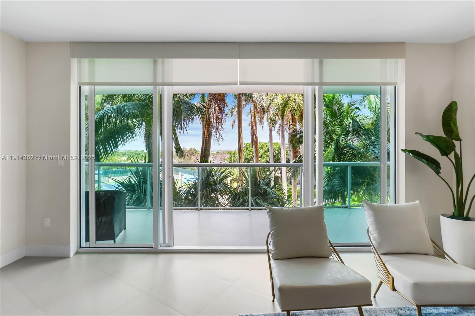 PLAZA AT OCEANSIDE (THE) - Residential