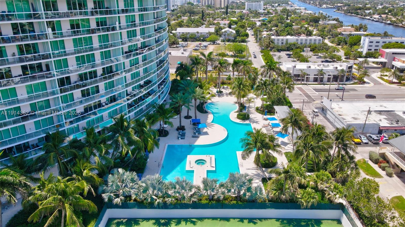 PLAZA AT OCEANSIDE (THE) - Residential