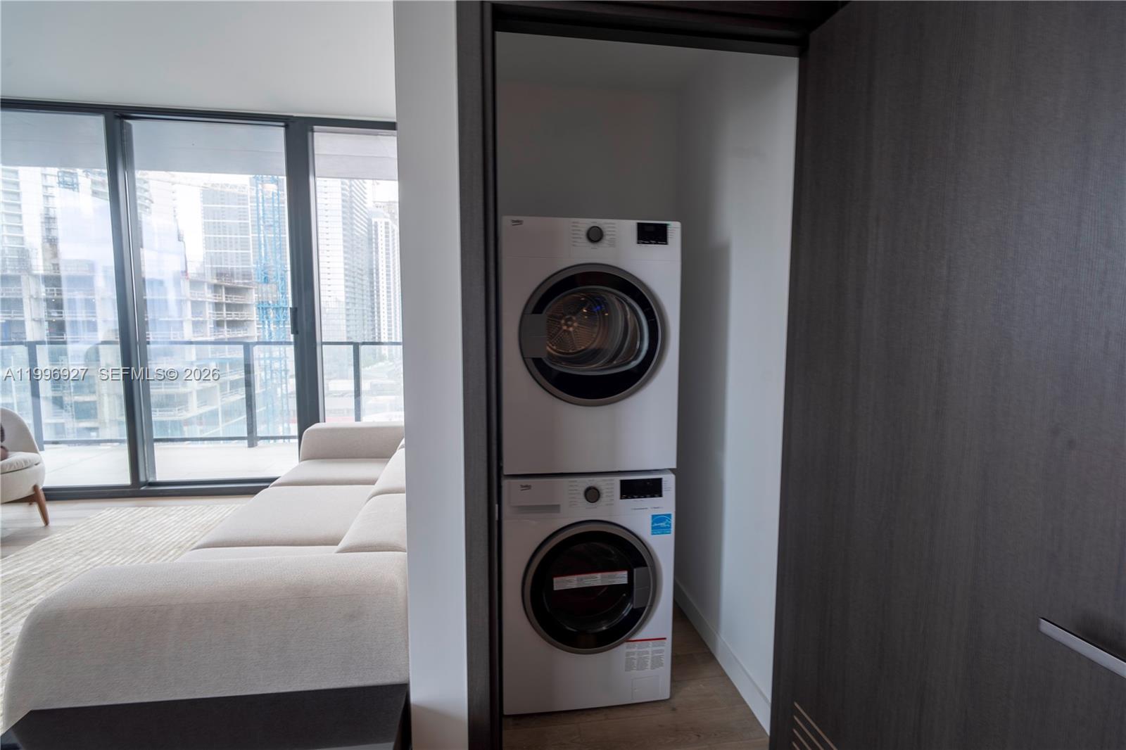 Elleven Hotel & Residences - Residential