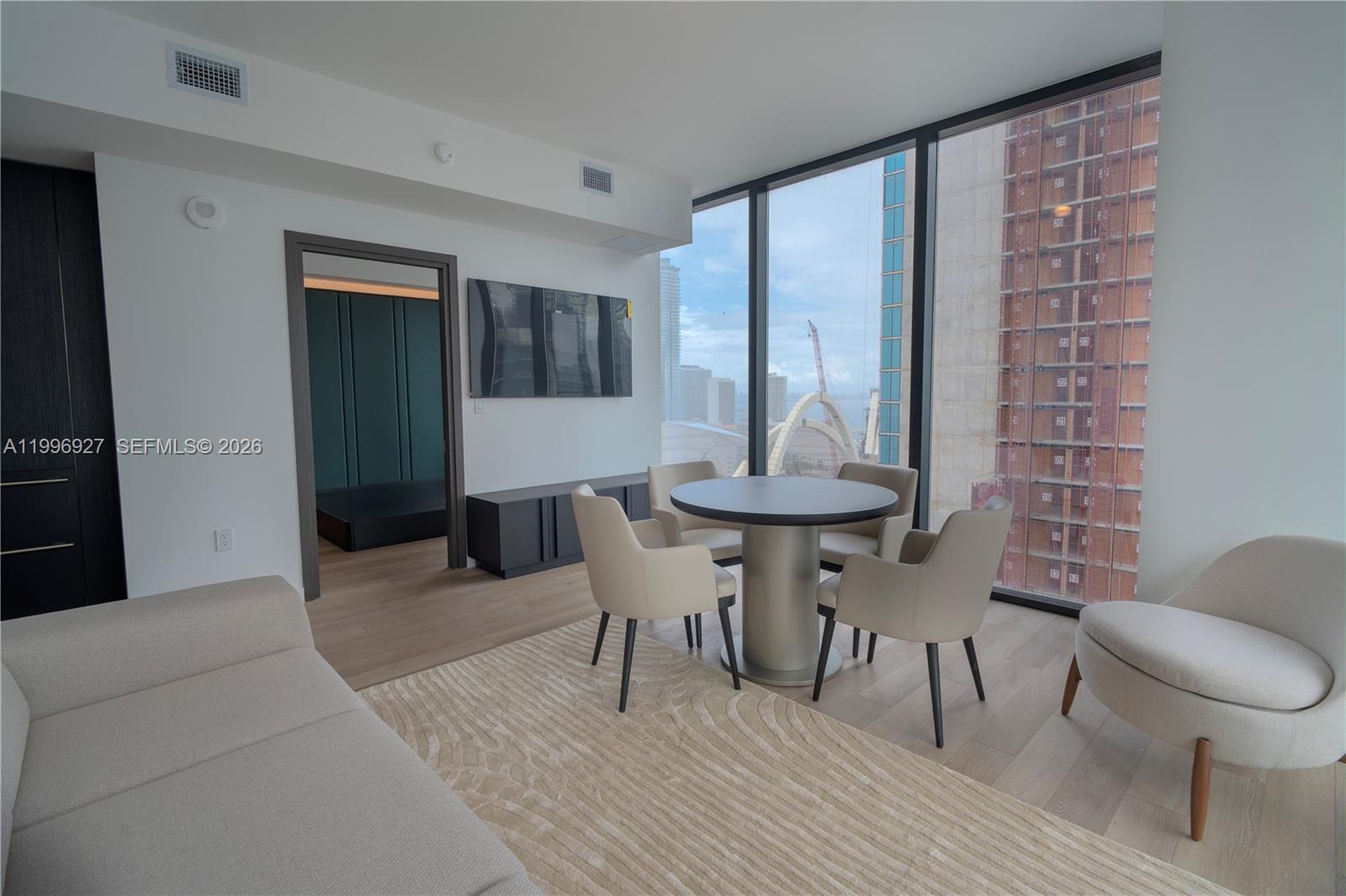 Elleven Hotel & Residences - Residential