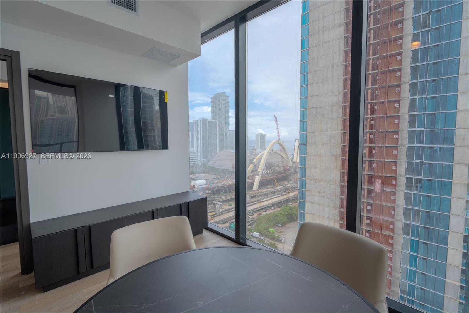 Elleven Hotel & Residences - Residential