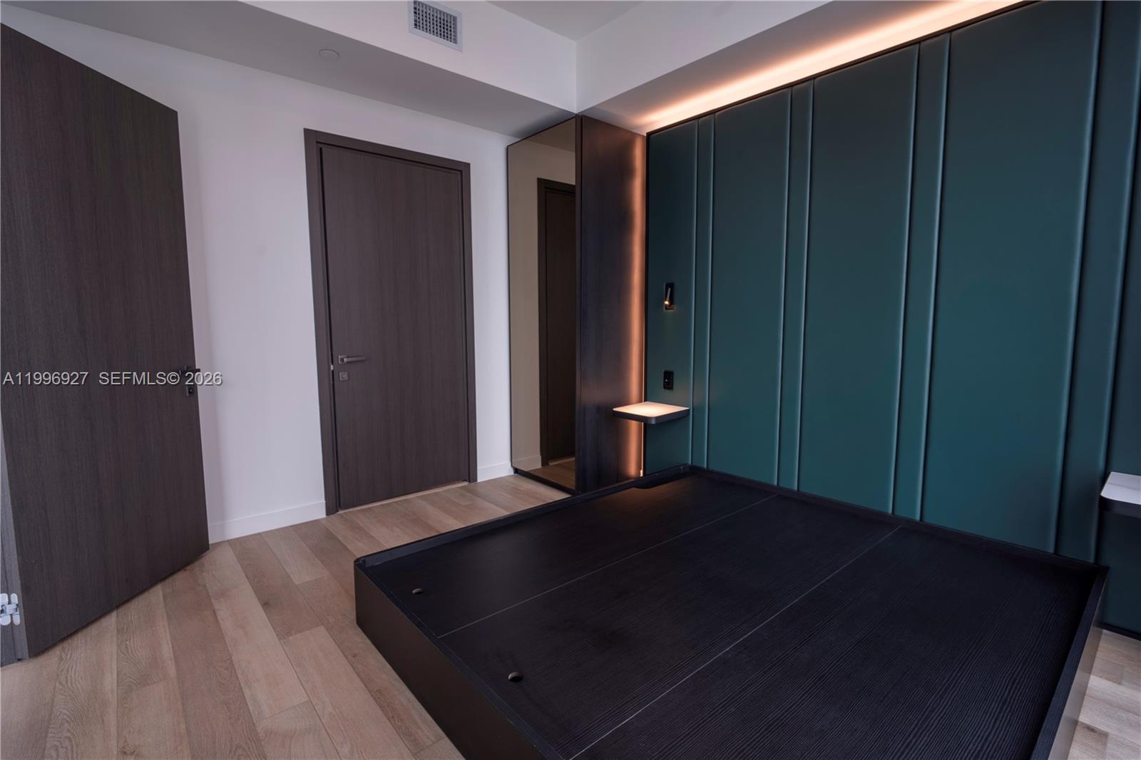 Elleven Hotel & Residences - Residential