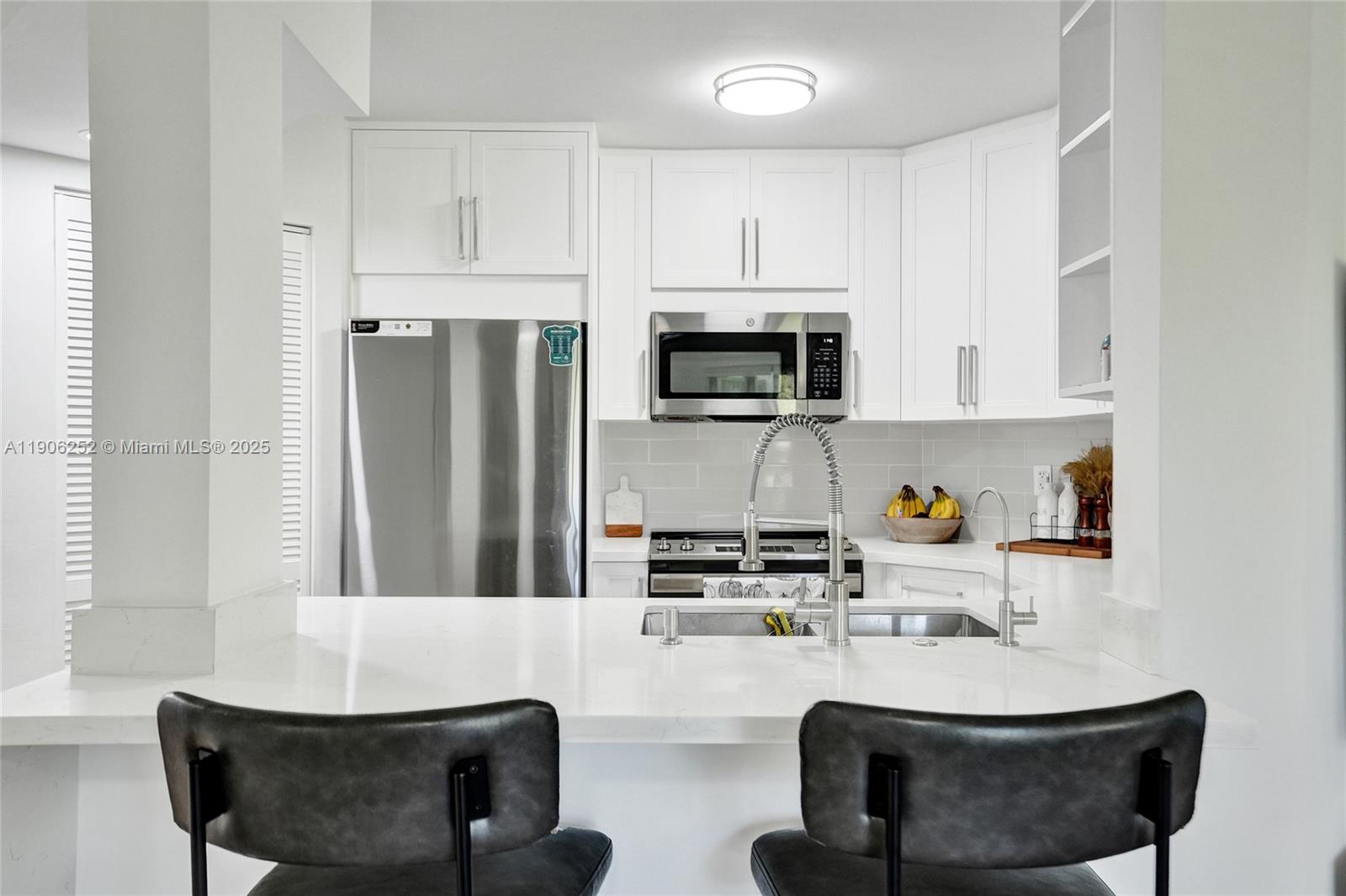 PARC VILLAGE CONDO - Residential Lease