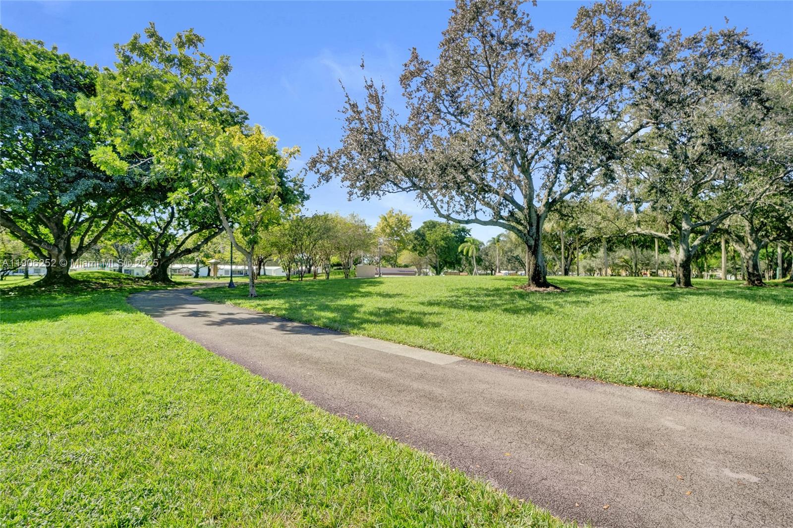 PARC VILLAGE CONDO - Residential Lease