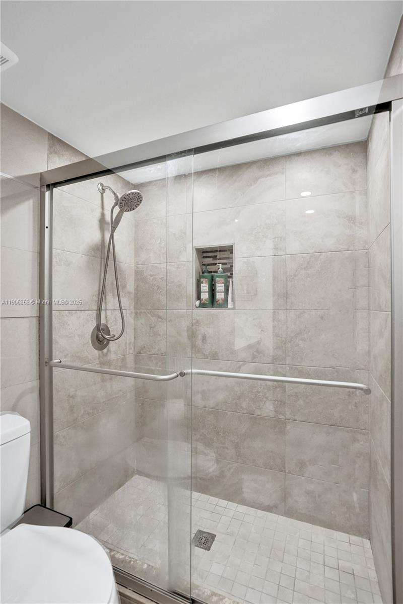 PARC VILLAGE CONDO - Residential Lease