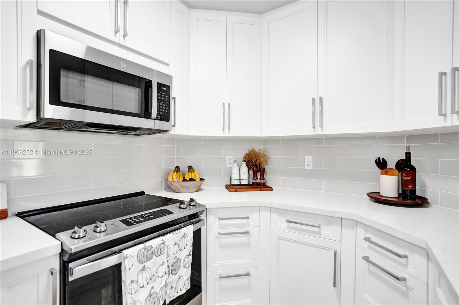 PARC VILLAGE CONDO - Residential Lease