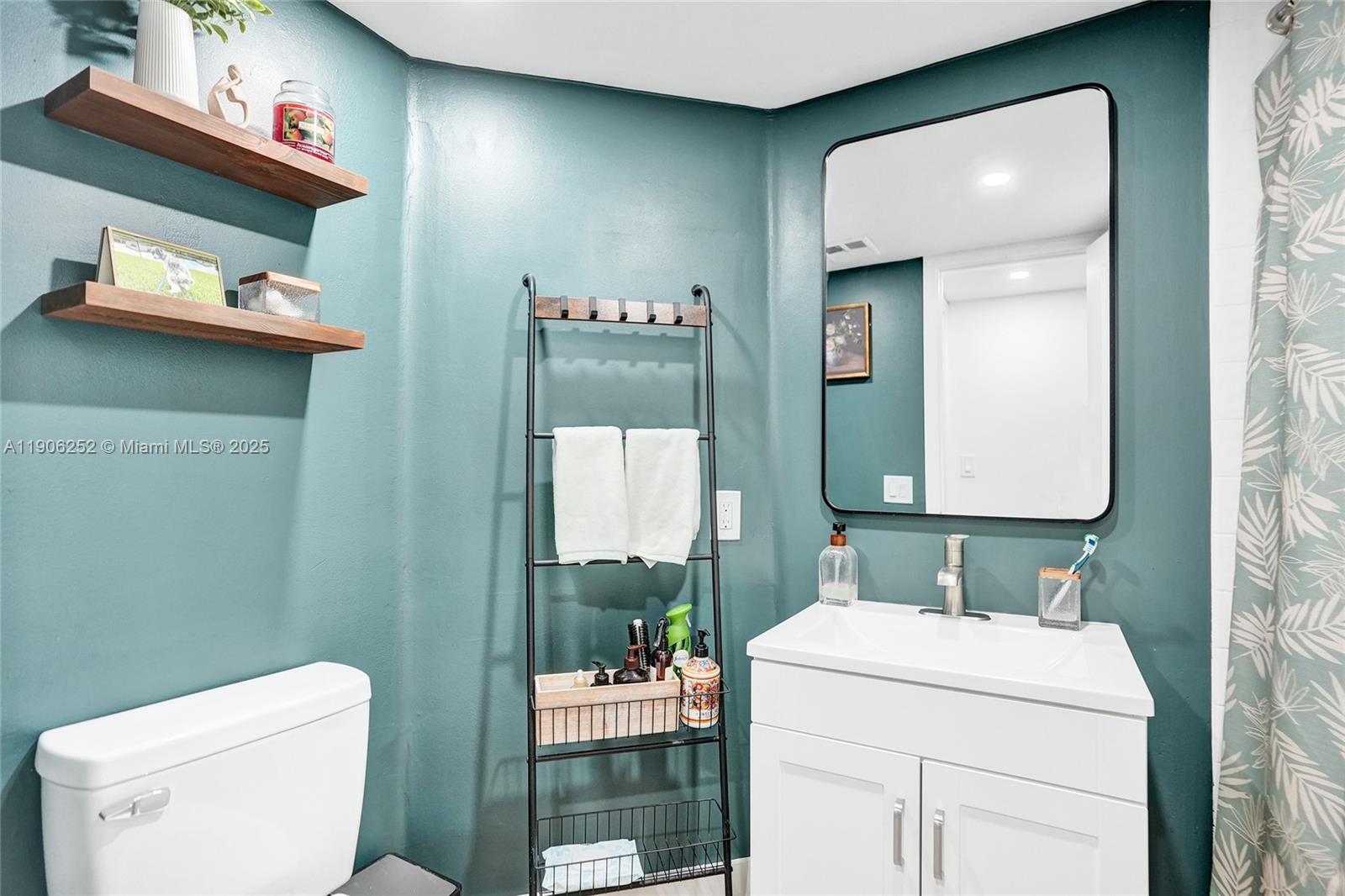 PARC VILLAGE CONDO - Residential Lease