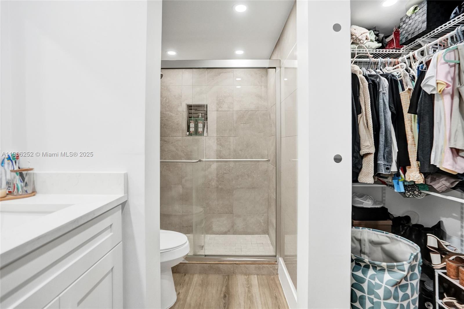 PARC VILLAGE CONDO - Residential Lease