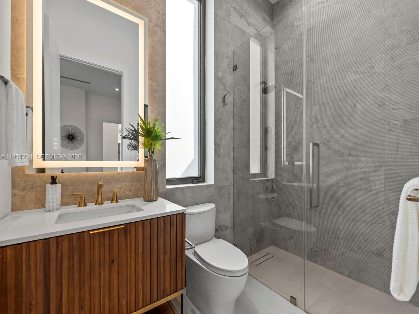 FARMERS ACRES - Residential