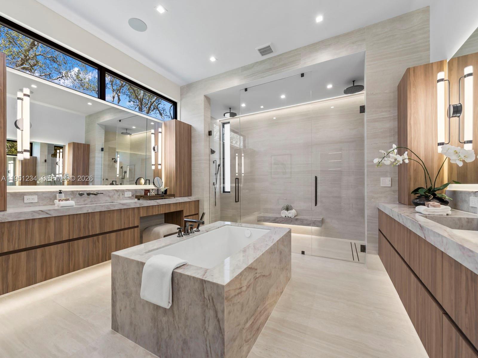 FARMERS ACRES - Residential