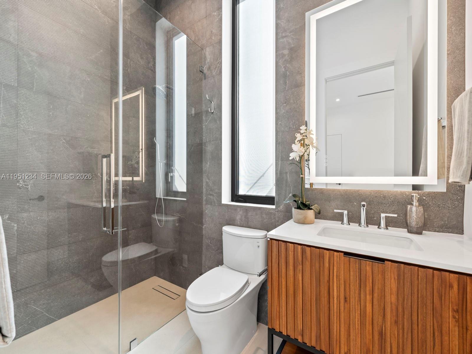 FARMERS ACRES - Residential