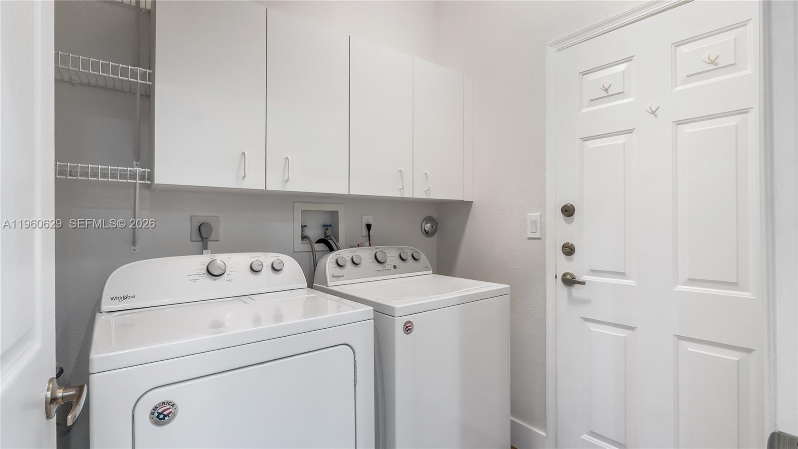 LAKES OF WESTERN PINES RE - Residential