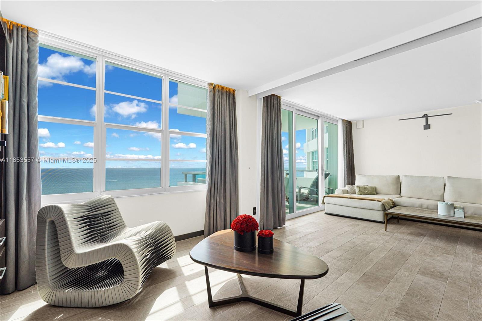 5151 Collins Ave 1519