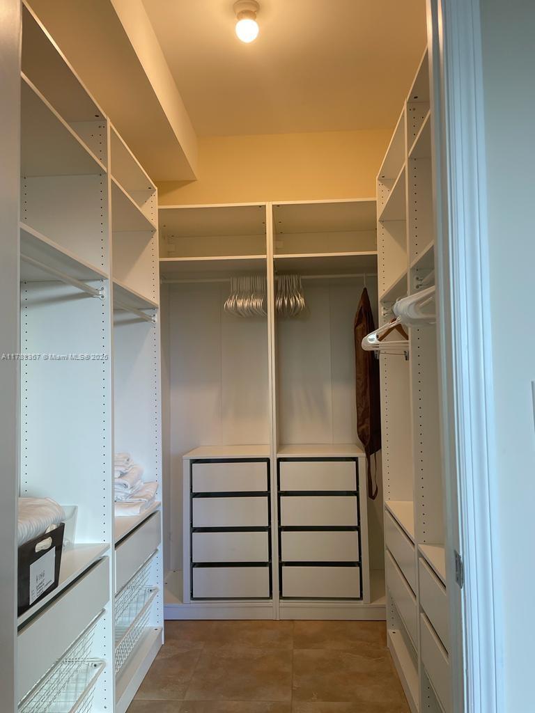 TURNBERRY VILLAGE - Residential