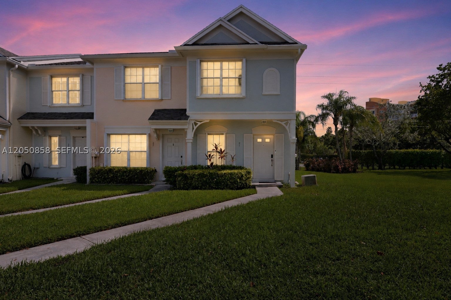 21 Simonton Cir