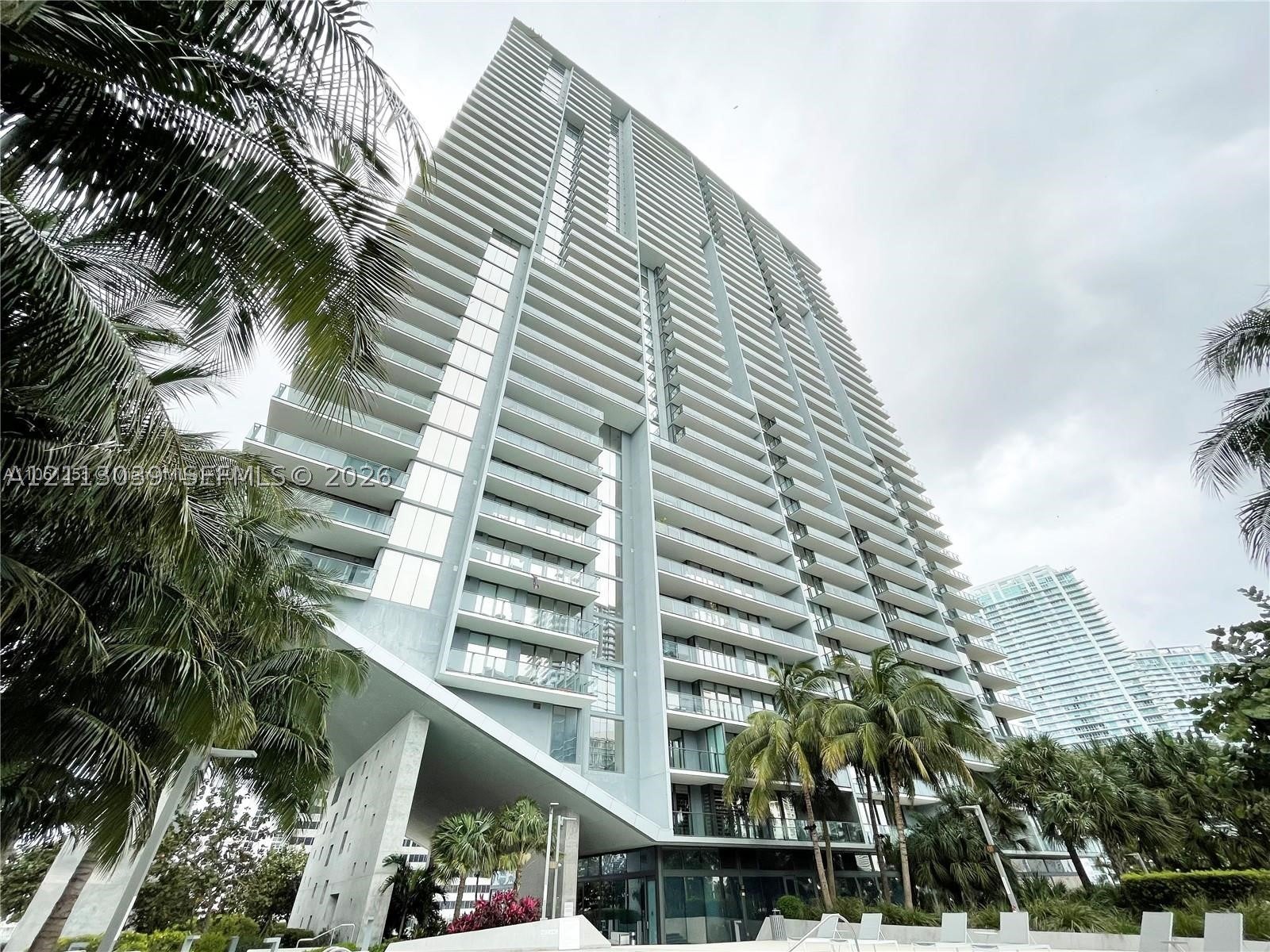 88 SW 7th St
